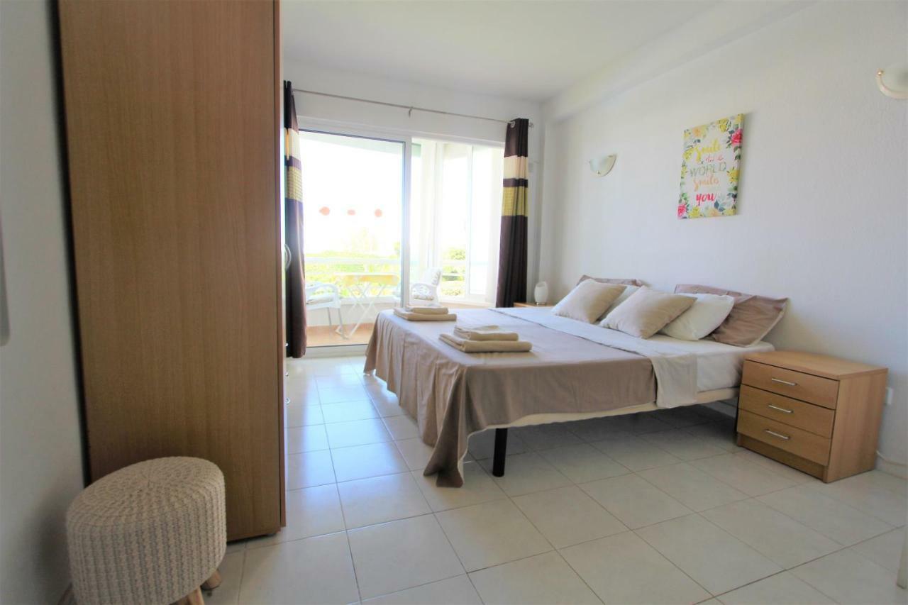 Apartamentos Los Cisnes - 2º Linea De Playa - Perfecta Ubicacion Benalmadena Bagian luar foto