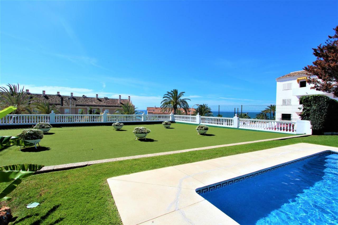 Apartamentos Los Cisnes - 2º Linea De Playa - Perfecta Ubicacion Benalmadena Bagian luar foto